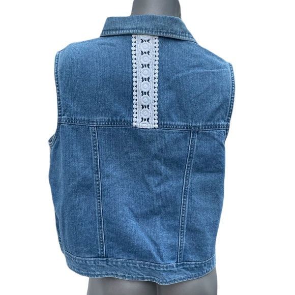 NY Collection Denim and Lace Button Vest - Picture 4 of 4